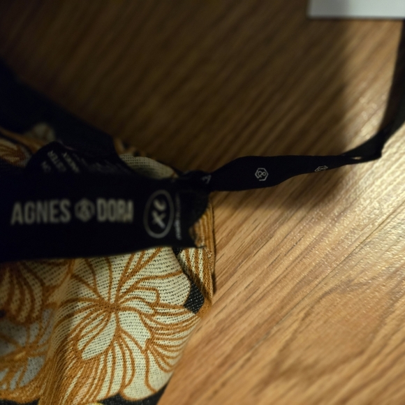 Agnes & Dora Black and Gold Floral Moto Leggings - Picture 5 of 5